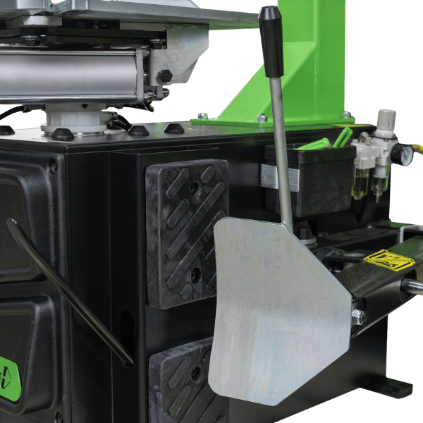 JBM Démonte pneu semi-automatiques avec bras pivotant