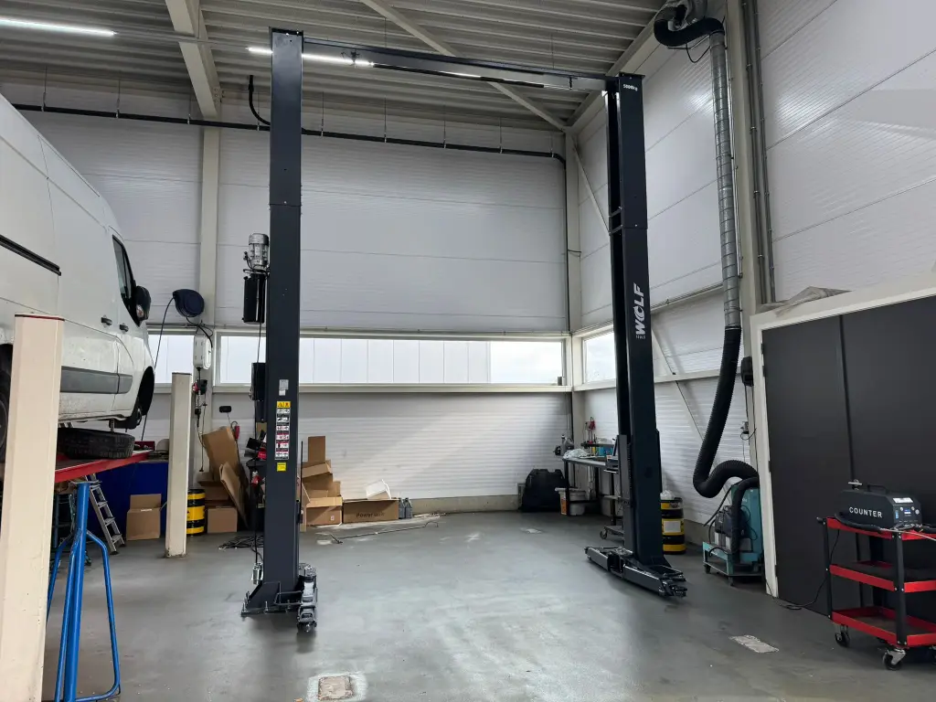 Wolf WL250XL – Pont 2 colonnes extra large – 5 000 kg