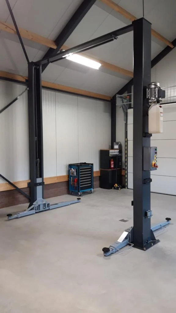Wolf WL240B ECO LINE – Pont 2 colonnes 4 000 kg – Modèle 400 V, volautomatique